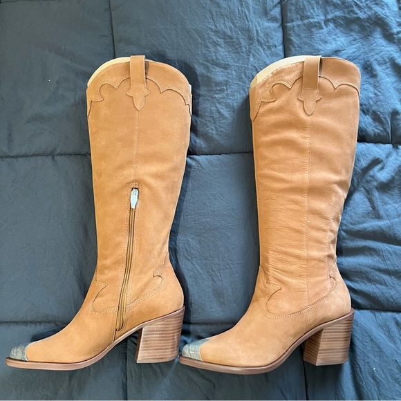 NWB. Dolce Vita Kamryn Women’s Boots - Picture 2 of 13